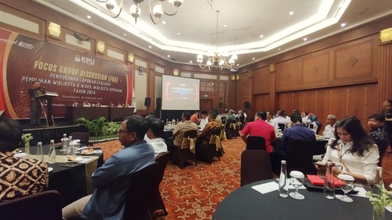 DISKOMINFO Kota Semarang Hadiri FGD Penyusunan Laporan Evaluasi Pemilihan Wali Kota dan Wakil Wali Kota Semarang 2024